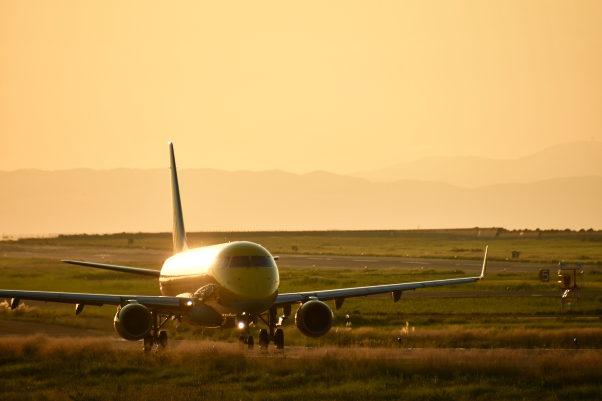 撮影・飛行機写真・新潟空港・28エンド