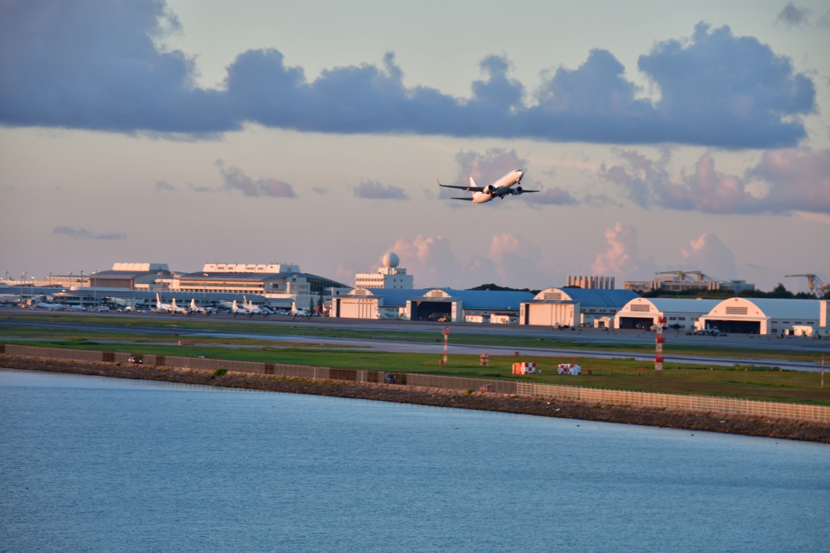 撮影・飛行機写真・那覇空港