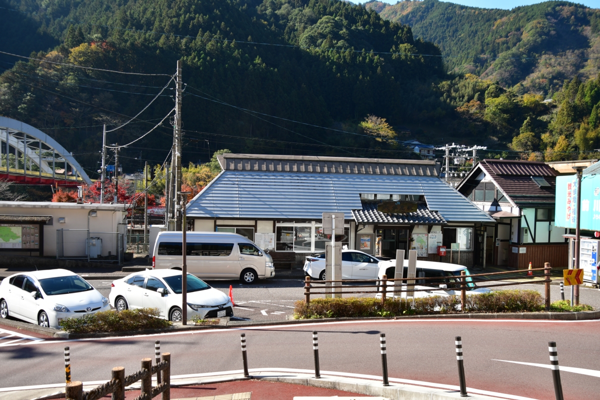 鉄道写真・紅葉・撮影地：土讃線・大歩危