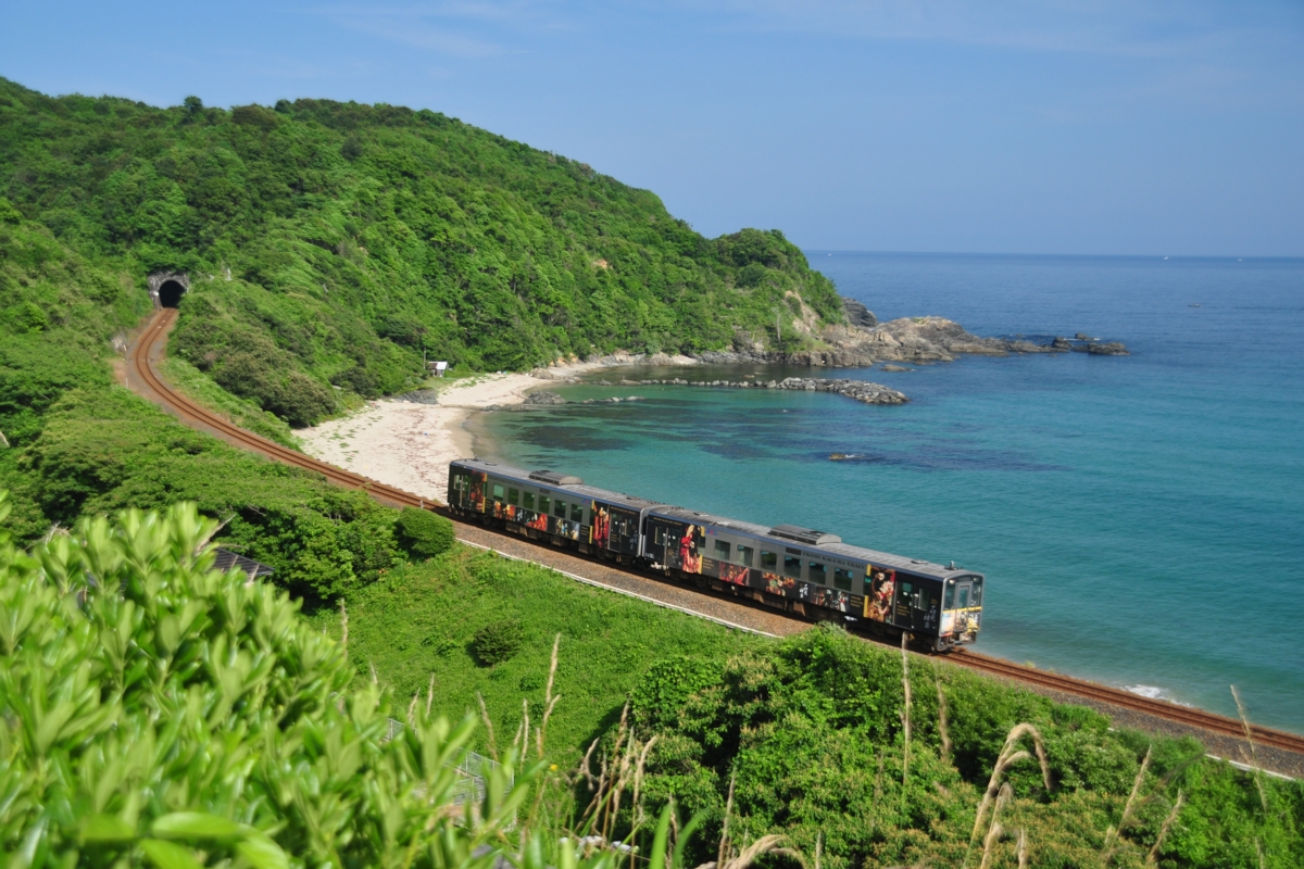 撮影・山陰本線・折居－三保三隅・道の駅ゆうひパーク三隅