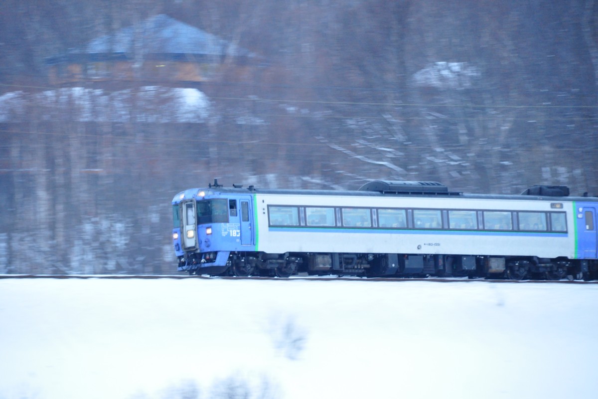 撮影・雪・千歳線・北広島－上野幌