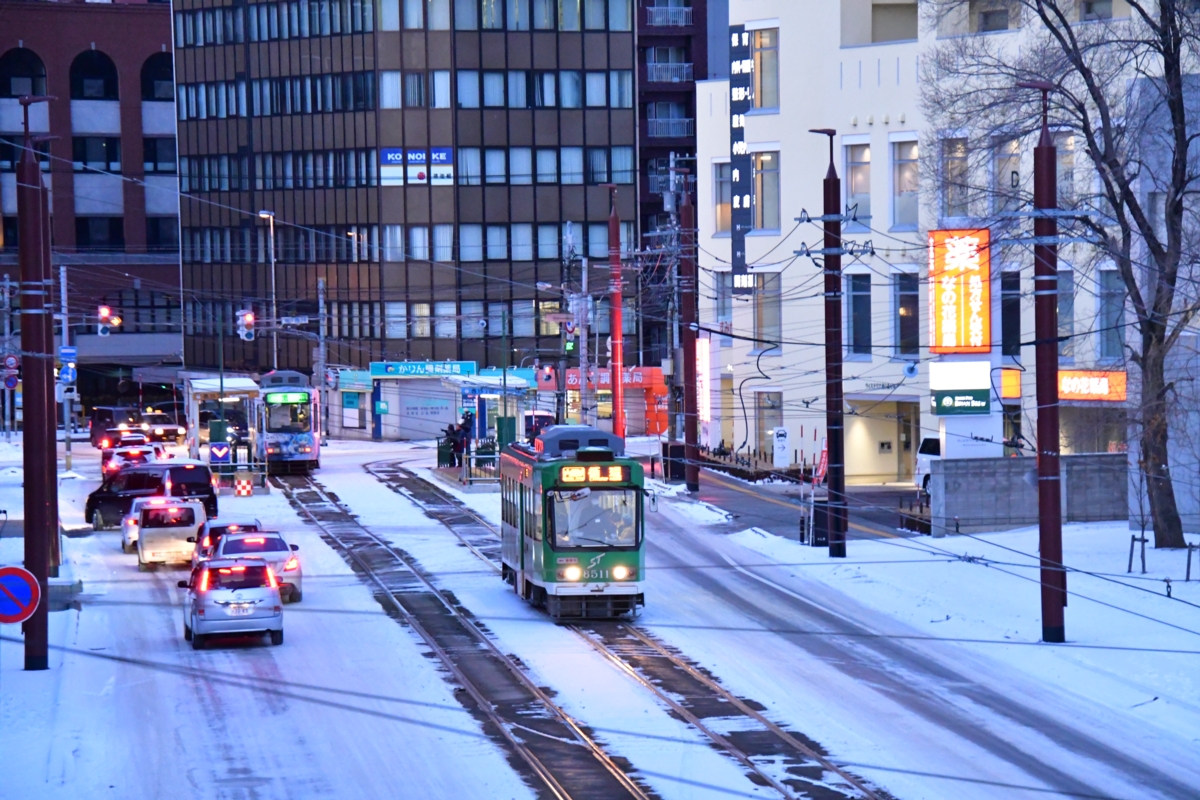 撮影・雪・札幌市電・西15丁目