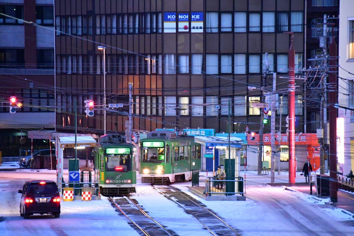 撮影・雪・札幌市電・西15丁目