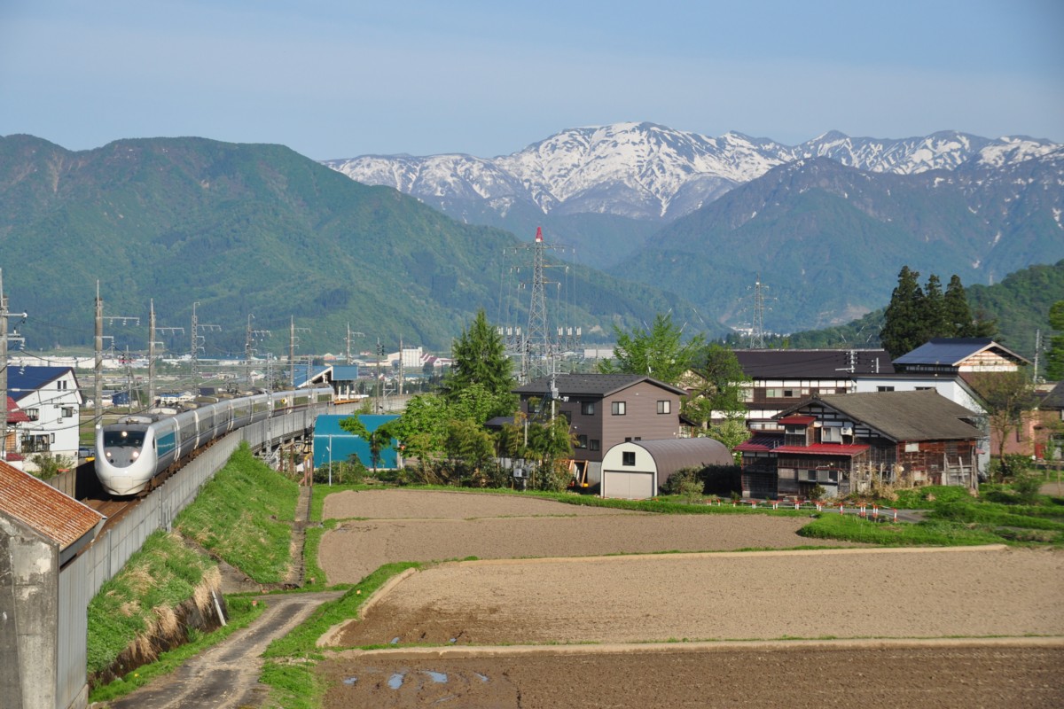 撮影・北越急行ほくほく線・魚沼丘陵－美佐島