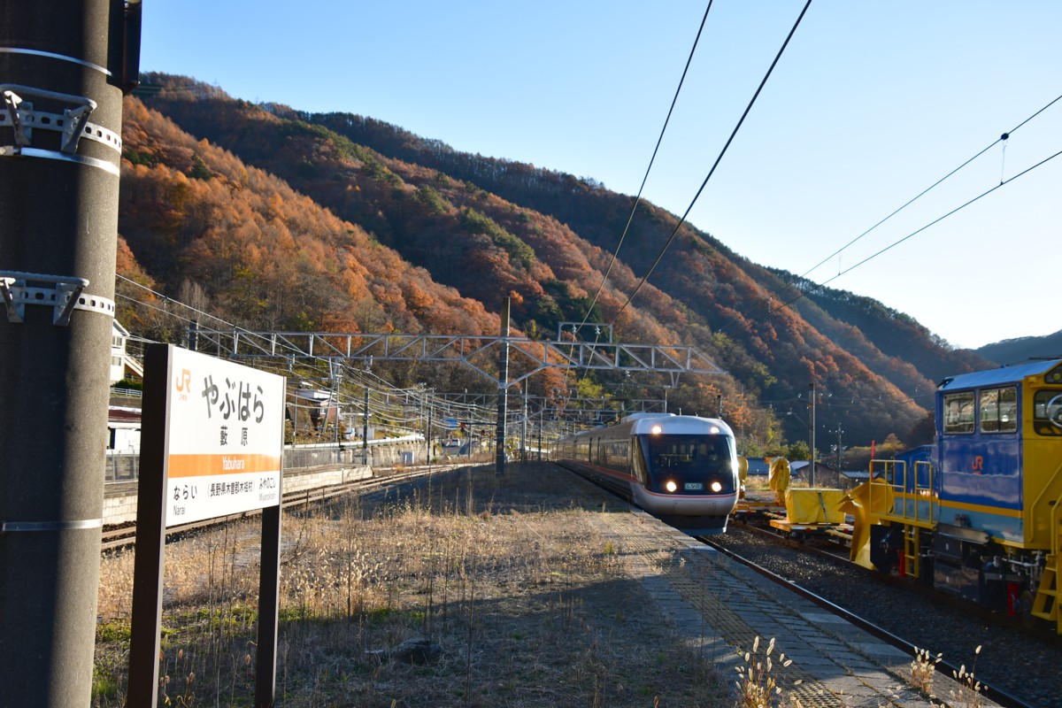 撮影・紅葉・中央西線・藪原