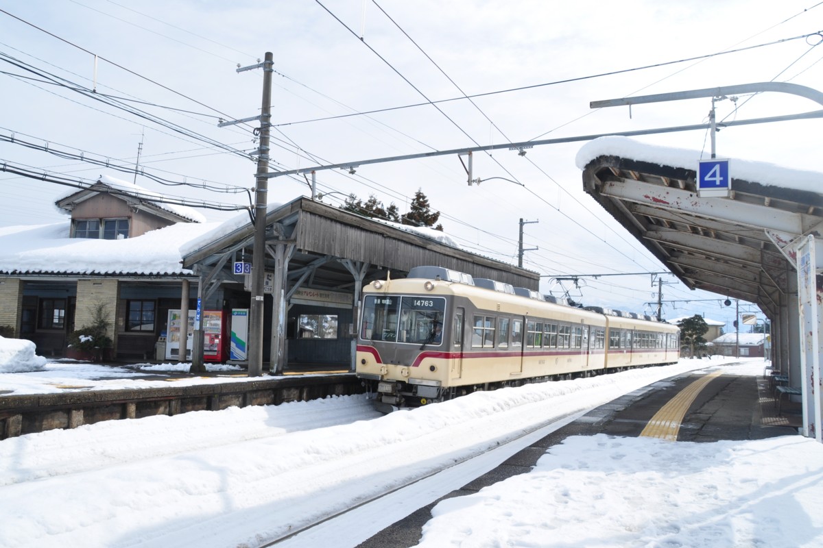 撮影・富山地方鉄道・寺田