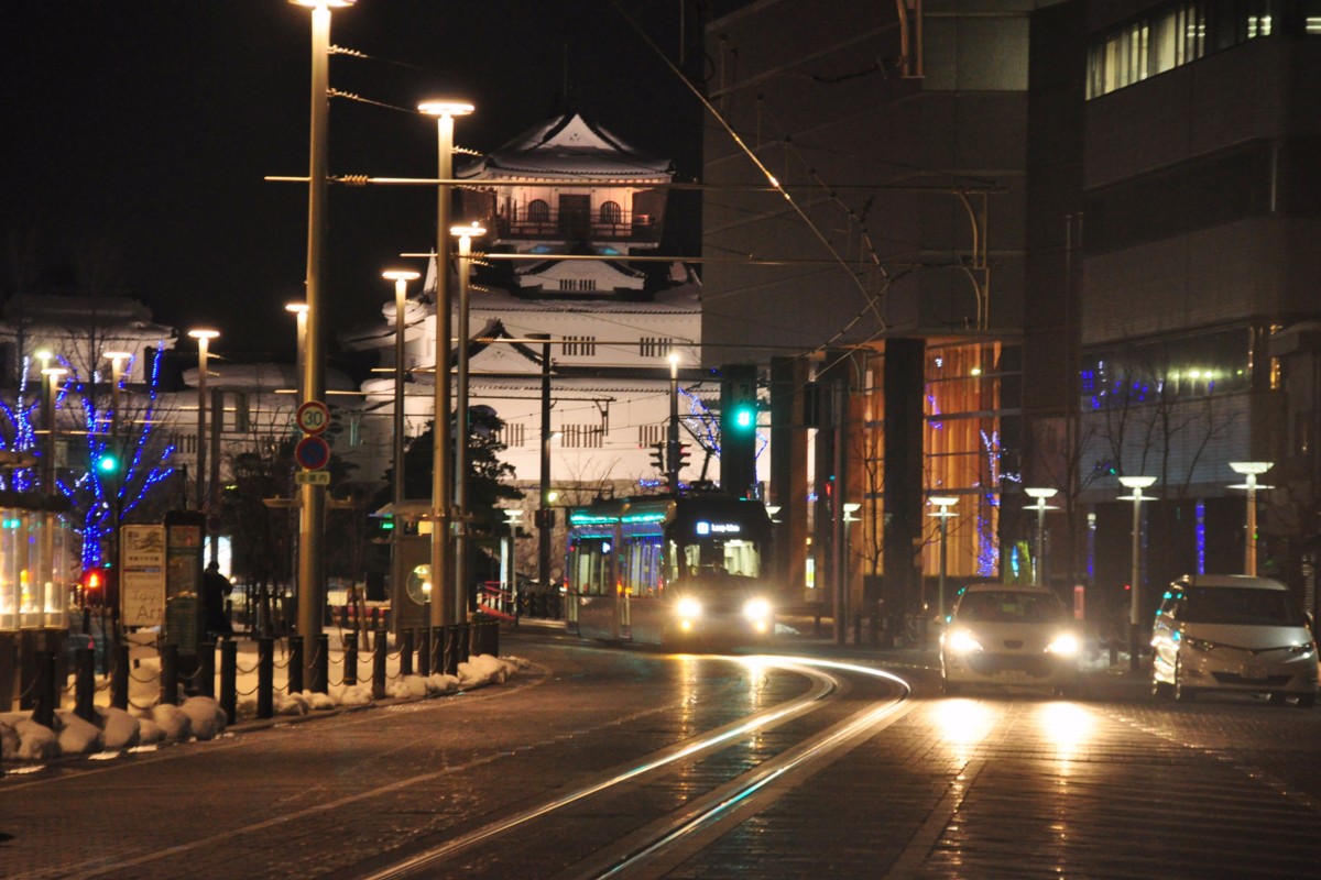 撮影・富山地方鉄道・セントラム・大手モール