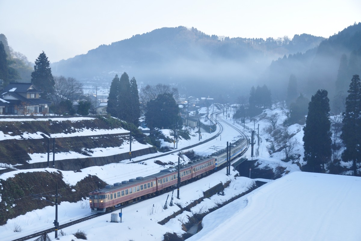 撮影・北陸本線・倶利伽羅－石動