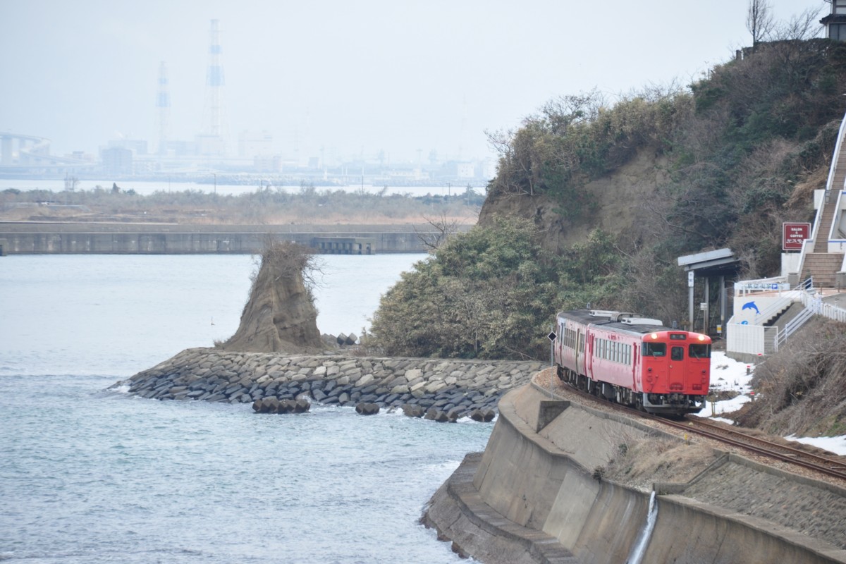 撮影・氷見線・越中国分－雨晴