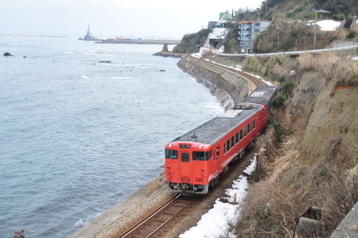 撮影・氷見線・越中国分－雨晴