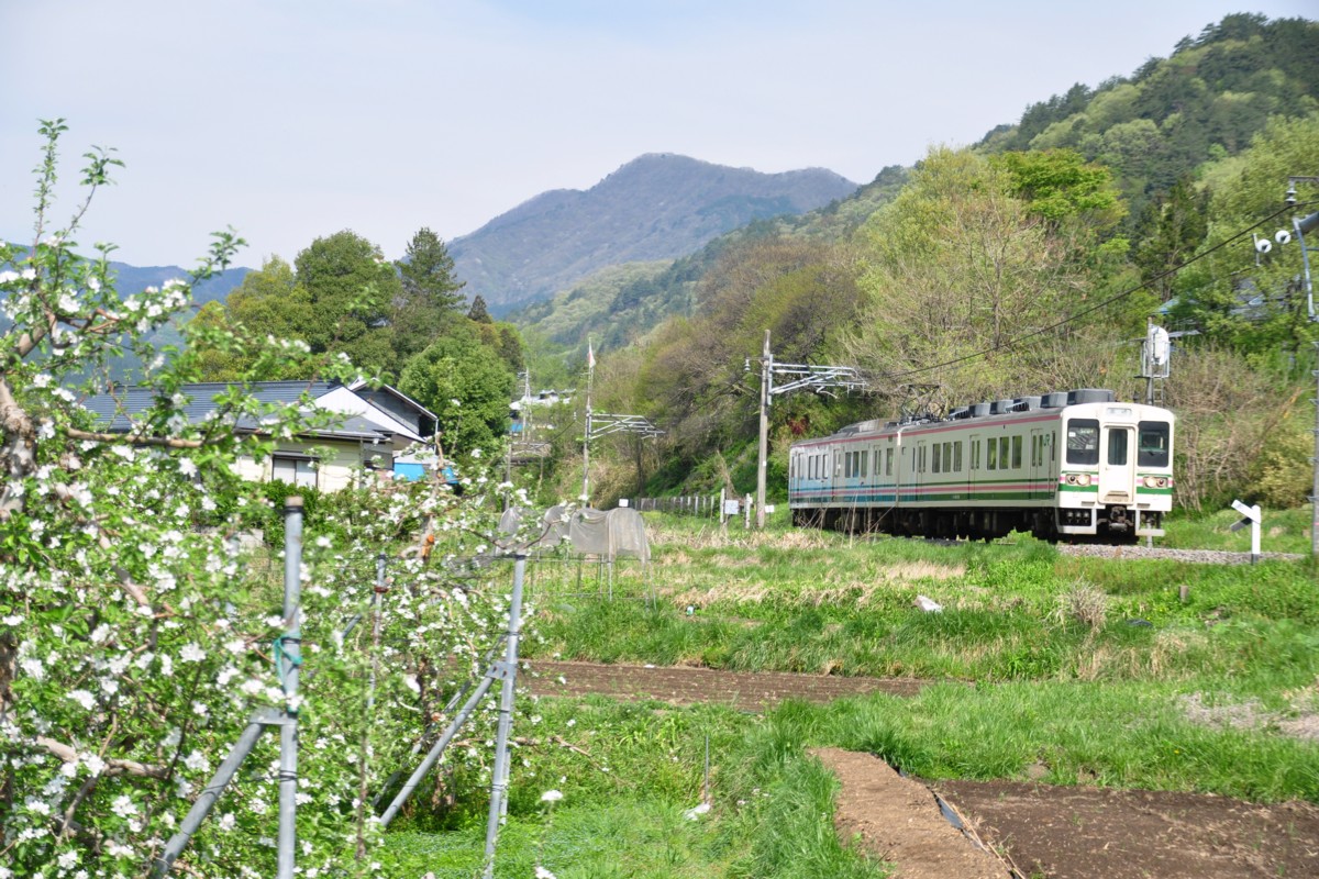吾妻線・岩島