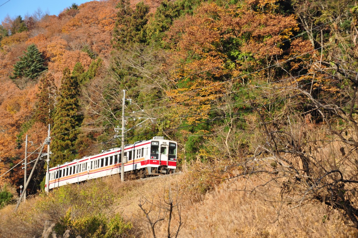 撮影・紅葉・野岩鉄道・湯西川温泉－中三依温泉