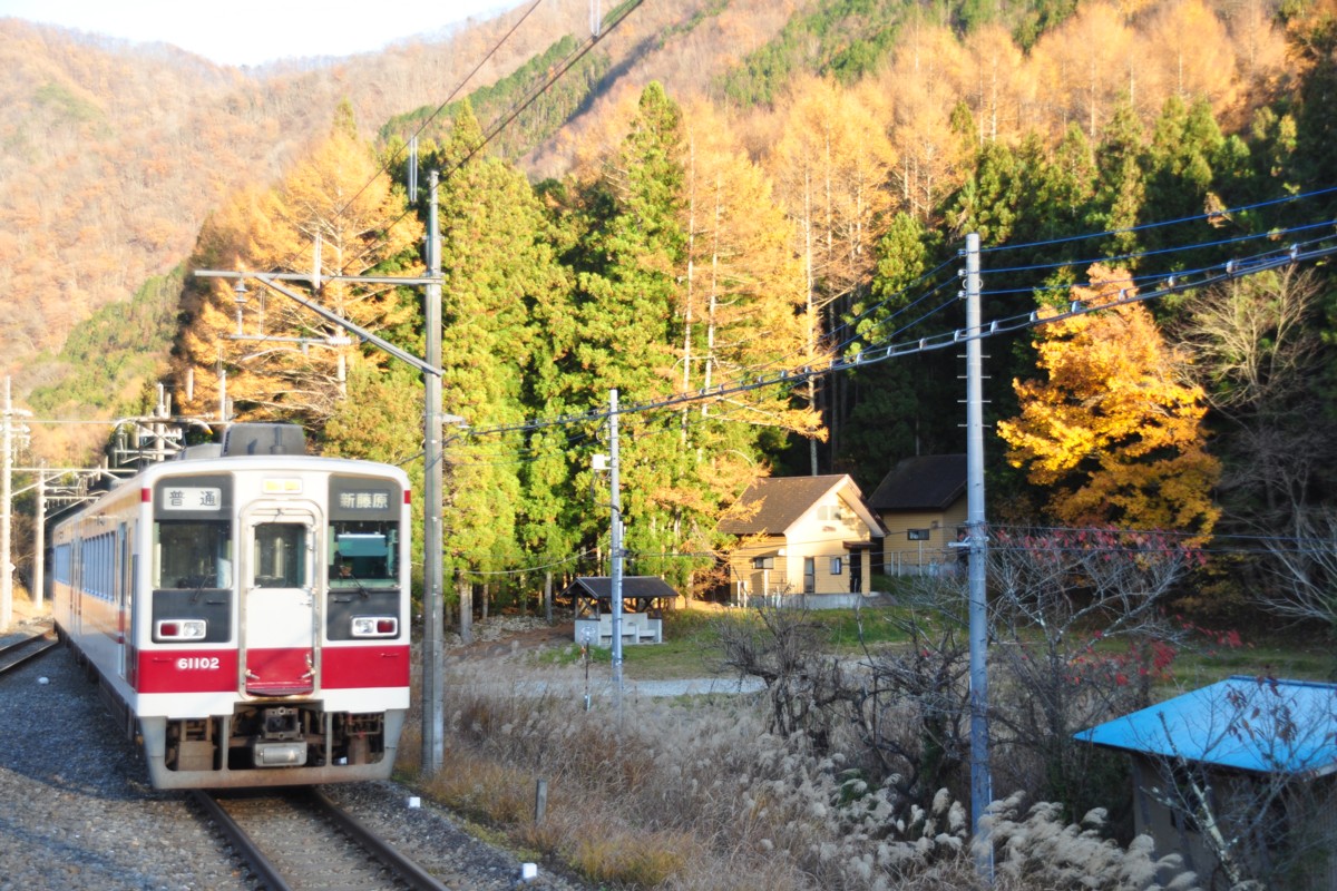撮影・紅葉・野岩鉄道・中三依温泉
