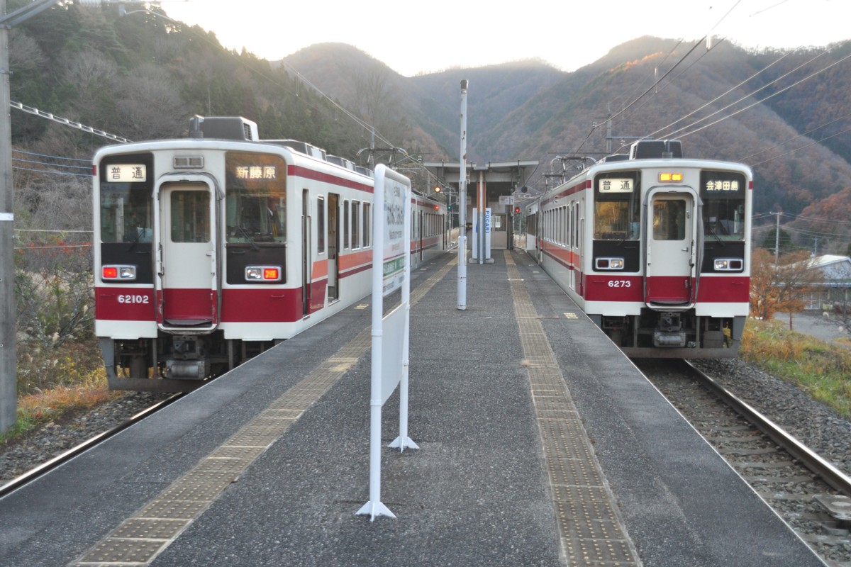 撮影・紅葉・野岩鉄道・中三依温泉