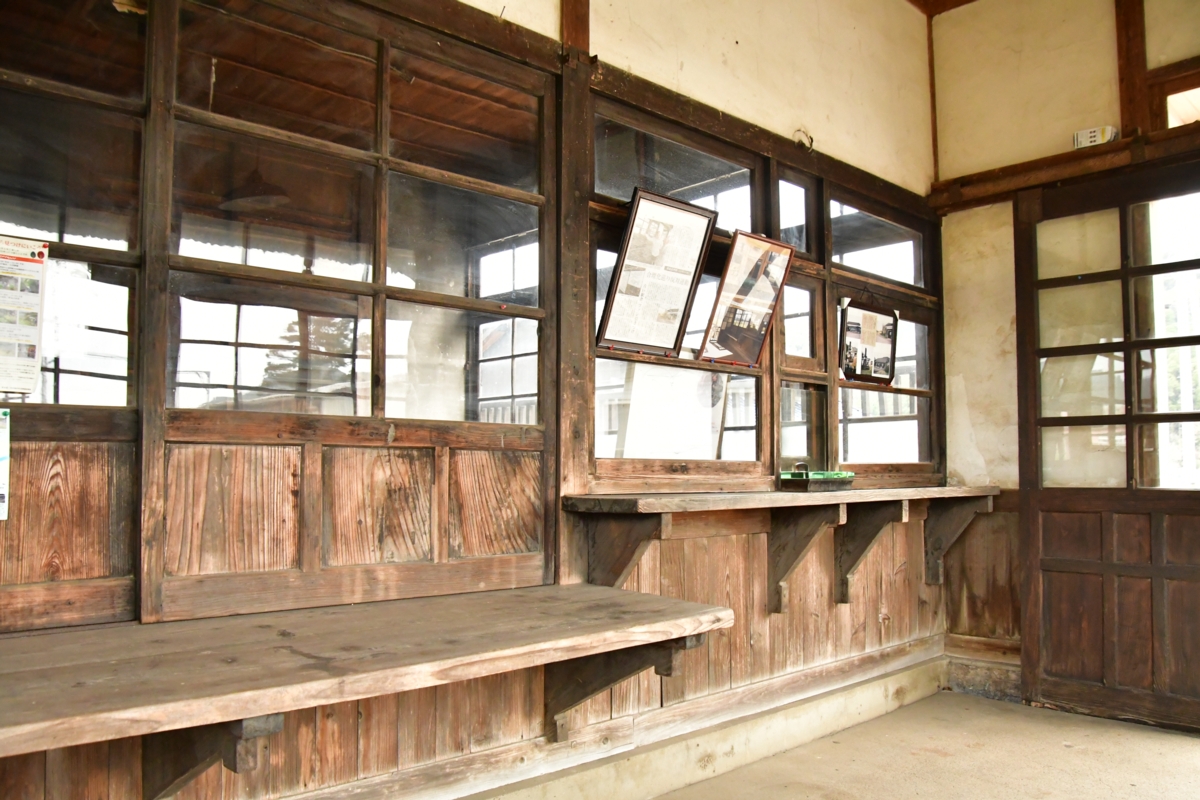 鉄道写真・木造駅舎・撮影地：筑肥線・肥前長野