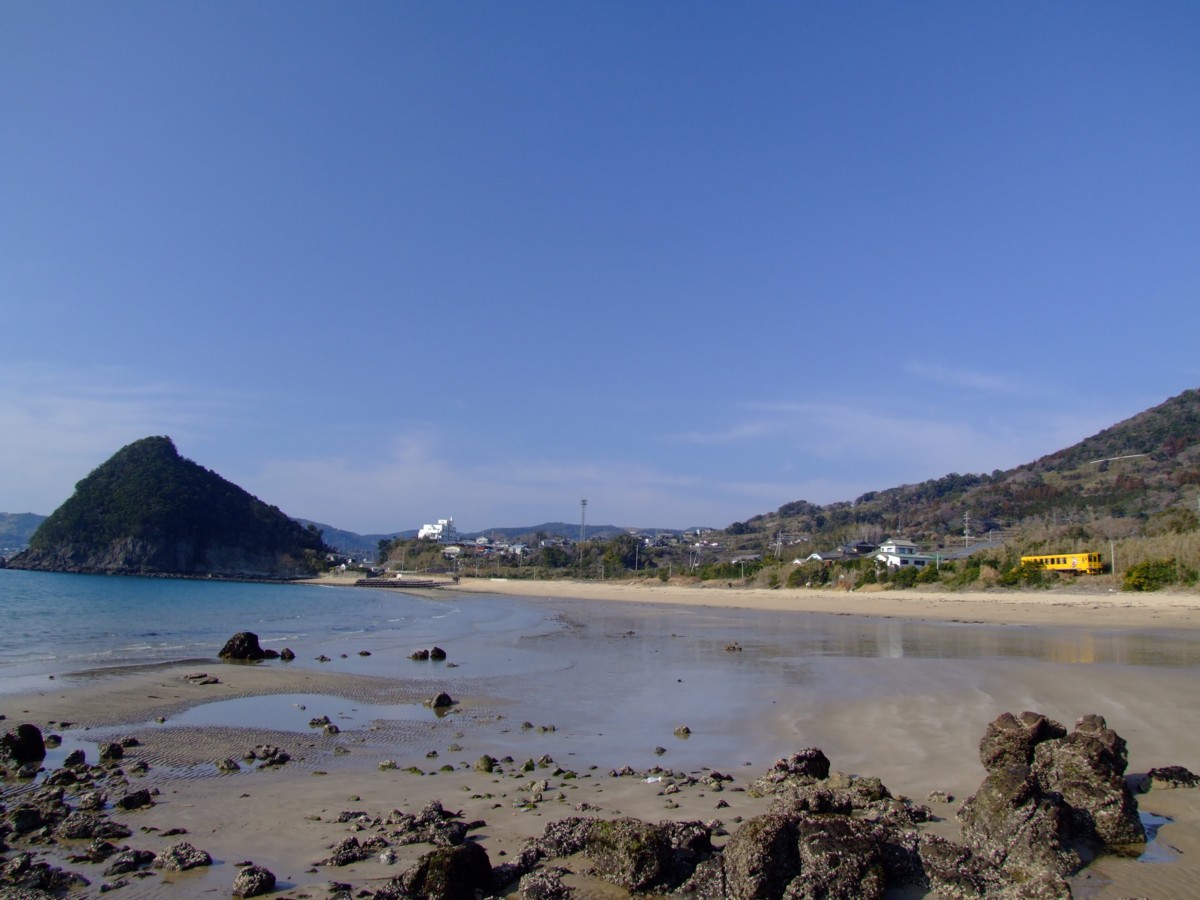 撮影・島原鉄道・白浜海水浴場前－加津佐