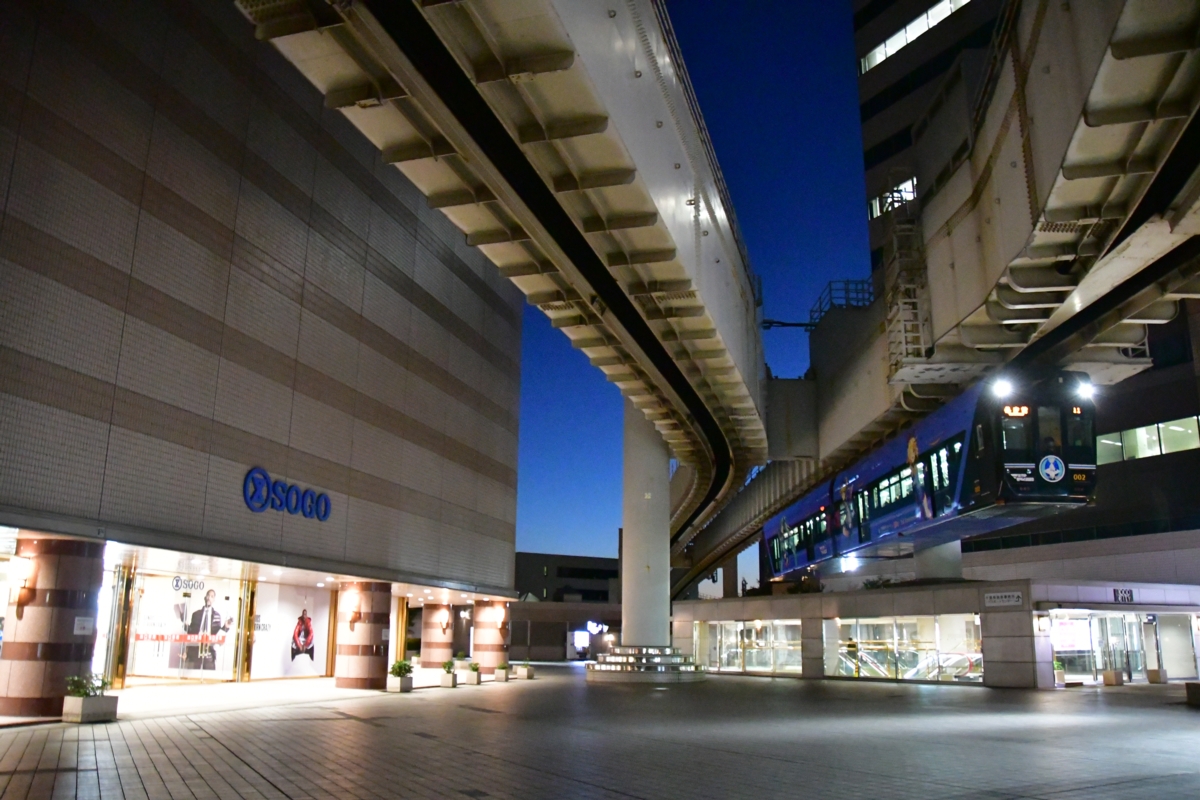 撮影・夜景・千葉都市モノレール・千葉