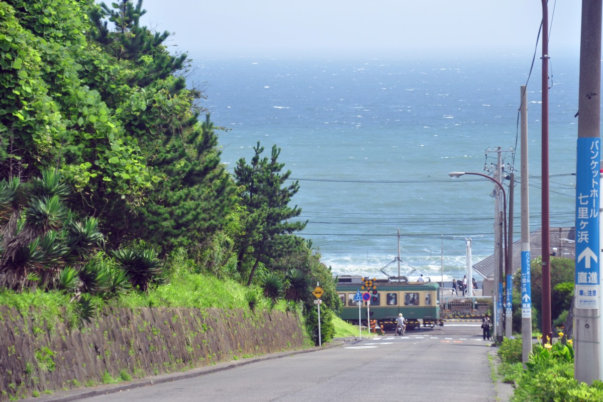 撮影・江ノ島電鉄・稲村ヶ崎－七里ヶ浜