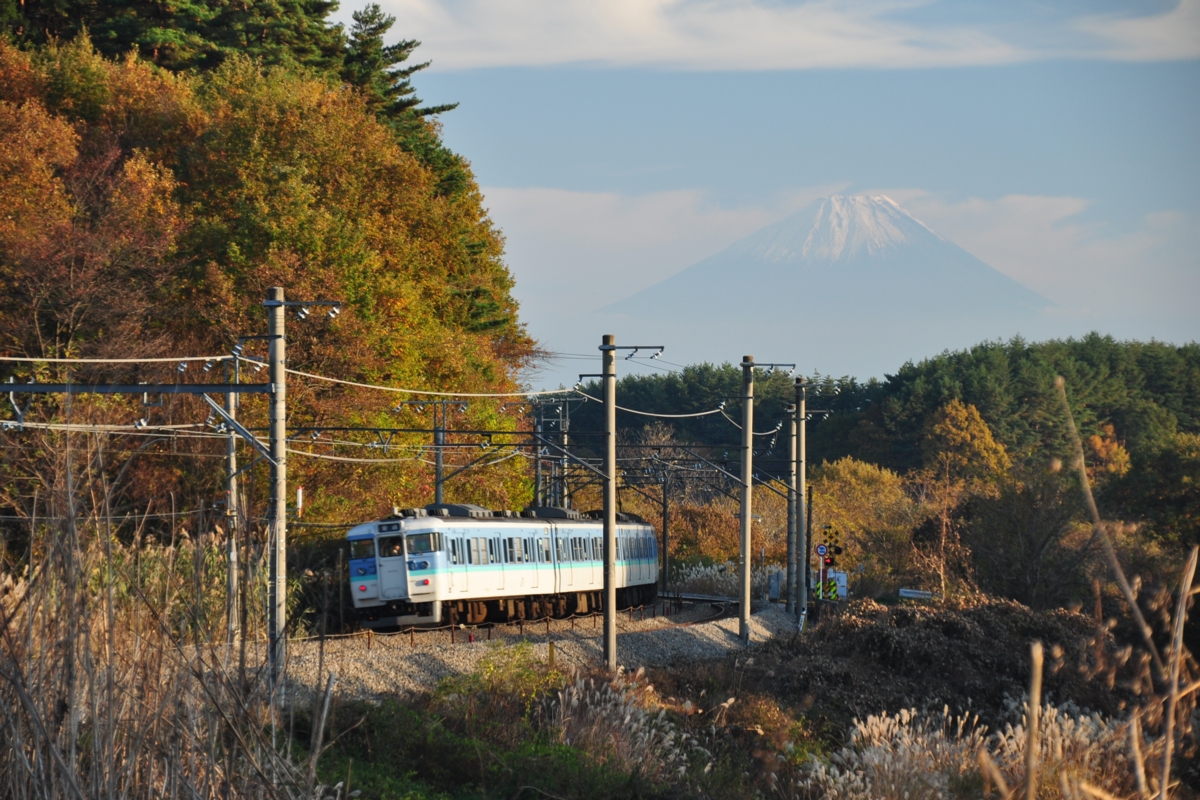 撮影・紅葉・中央本線・長坂－小淵沢