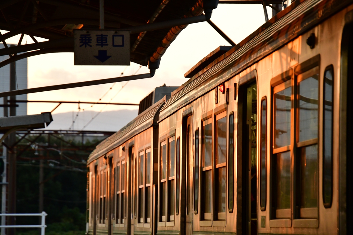 撮影・夜景・岳南電車・比奈