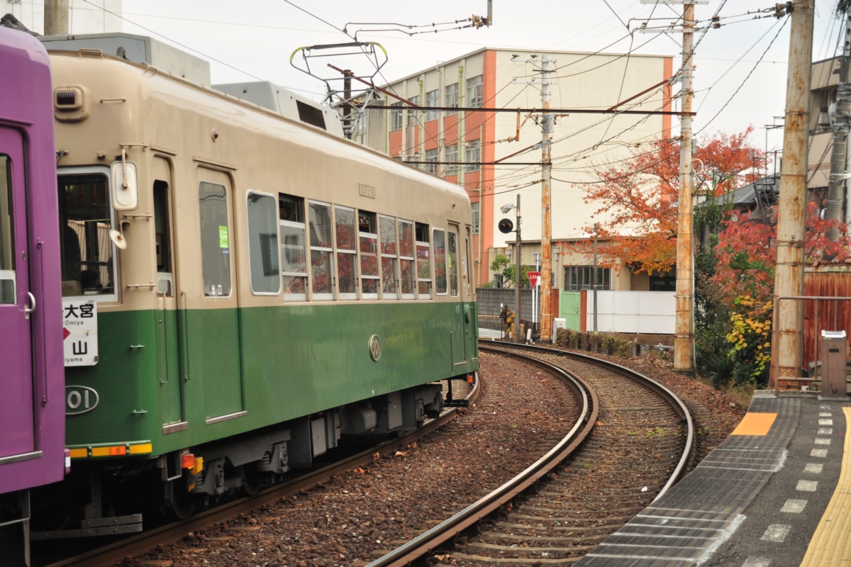 撮影・紅葉・嵐電・西院