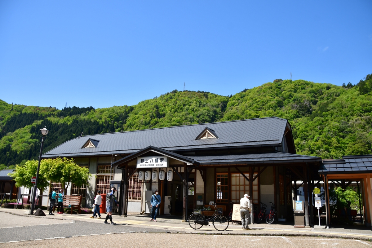 撮影・新緑・長良川鉄道・郡上八幡