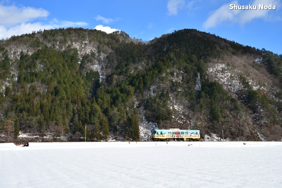 鉄道写真・冬・雪景色・撮影地：長良川鉄道・美濃白鳥－白鳥高原