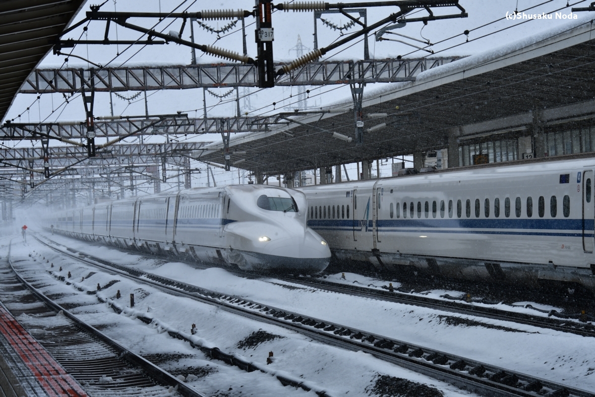 鉄道写真・雪景色・撮影地：東海道新幹線・米原駅