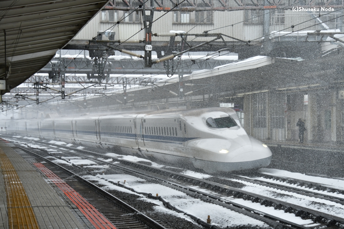 鉄道写真・雪景色・撮影地：東海道新幹線・米原駅
