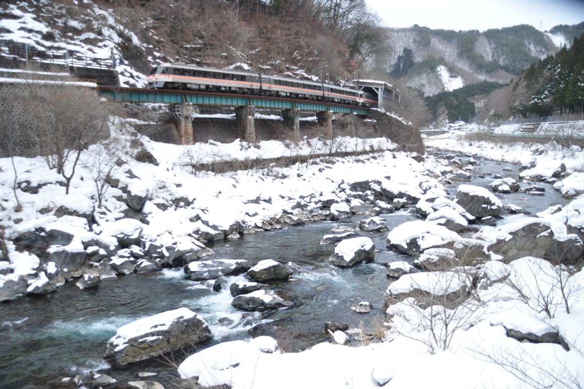 撮影・高山本線・飛騨小坂－渚