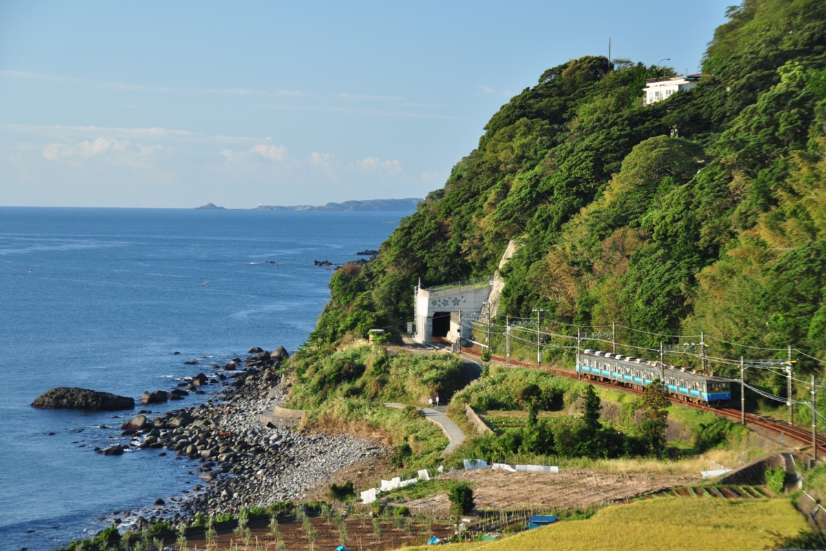 撮影・伊豆急行・伊豆稲取－今井浜海岸