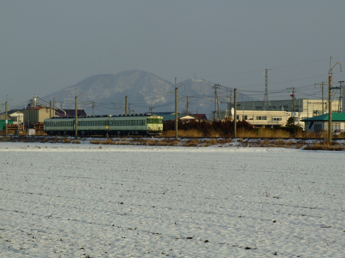 撮影・雪・奥羽本線・羽後飯塚－井川さくら