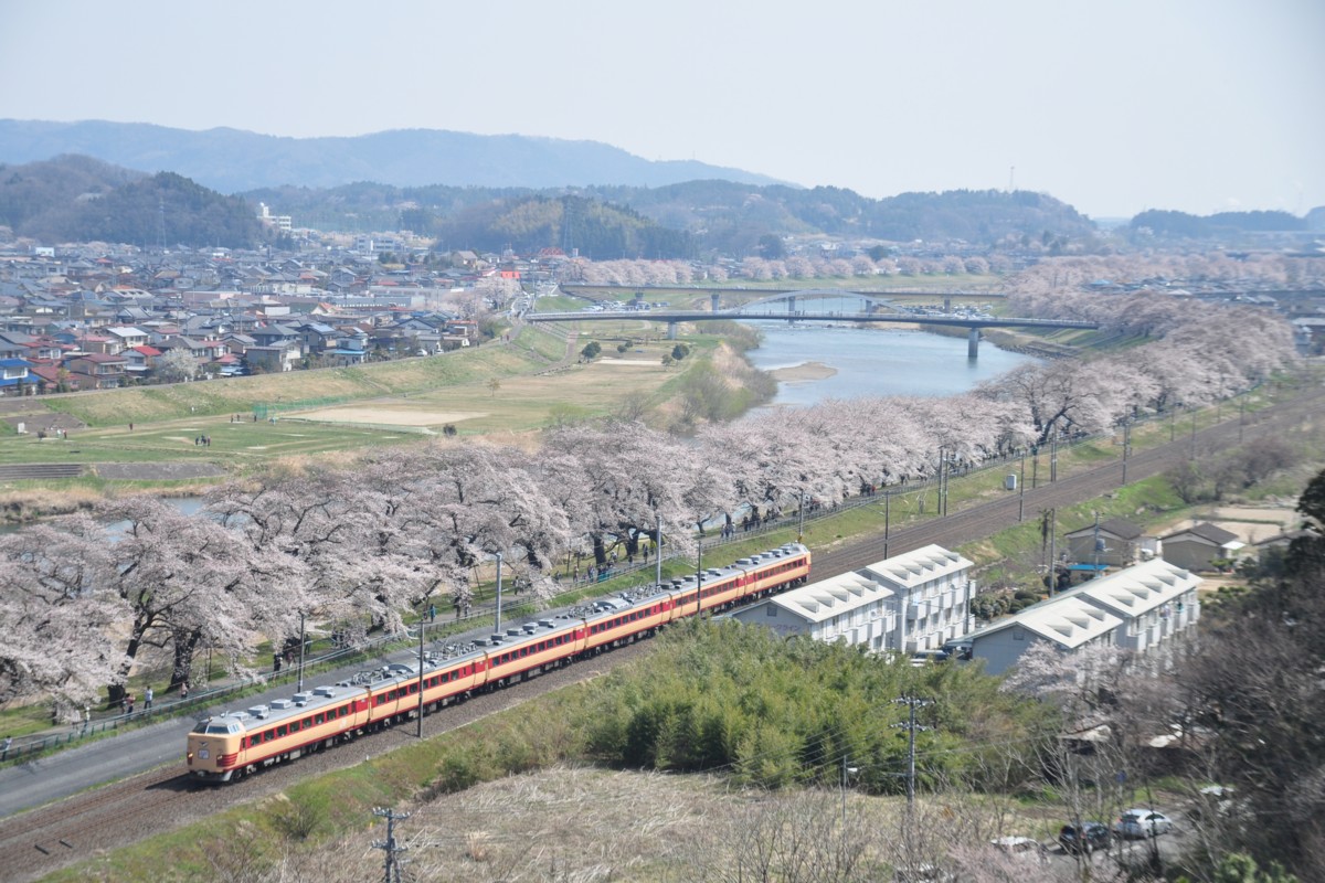 撮影・東北本線・桜・船岡