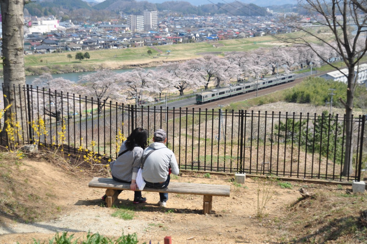 撮影・東北本線・桜・船岡
