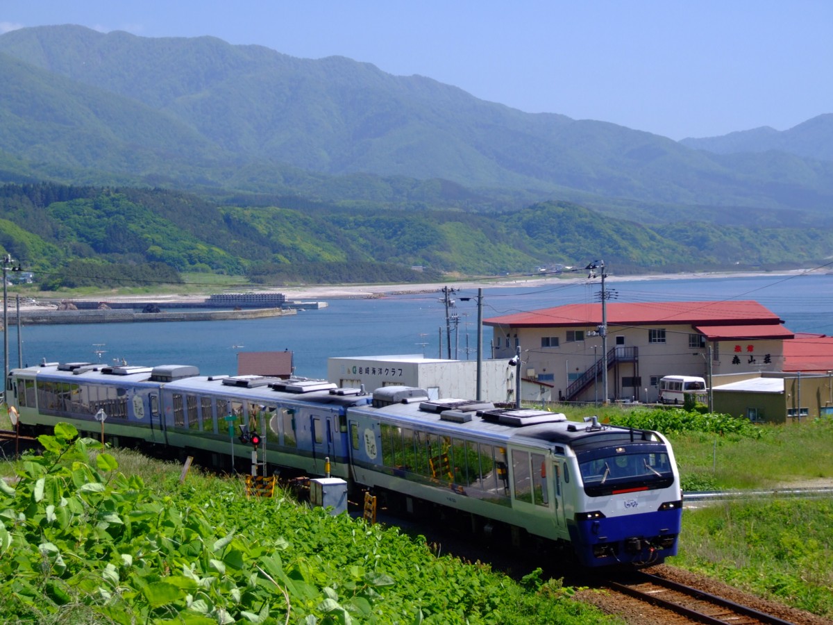 撮影・五能線・十二湖－陸奥岩崎
